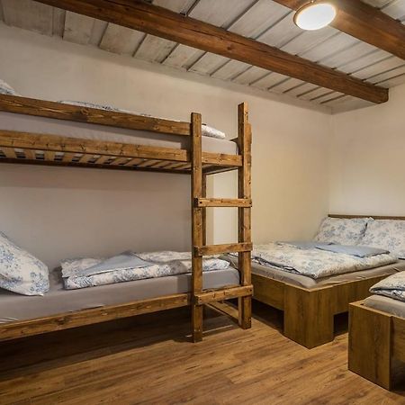 Rys Apartmany - Liptov ลิฟตอฟสกีมิคูลาช ภายนอก รูปภาพ